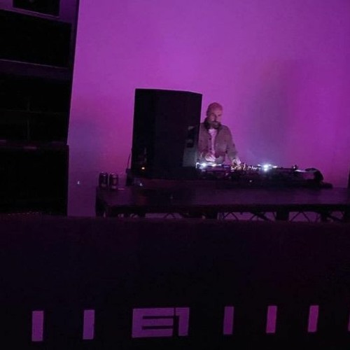 Moondance at E1 - March 2022