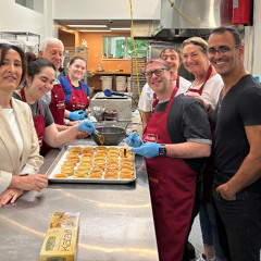 The Friendship Circle and  Fin Gourmet team up
