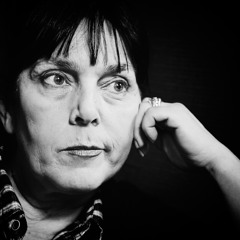 Kasandra go pokazuva svoeto vistinsko lice...