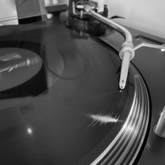 Ph:zical Soul - mixing some vinyl