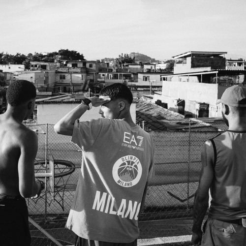 Pavuna sem lei !.m4a