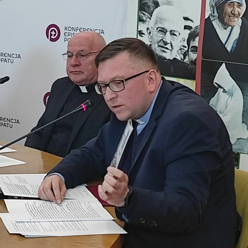 Listen to music albums featuring Ks. Roman Swoboda SJ 20 lat temu św. Andrzej Bobola stał się