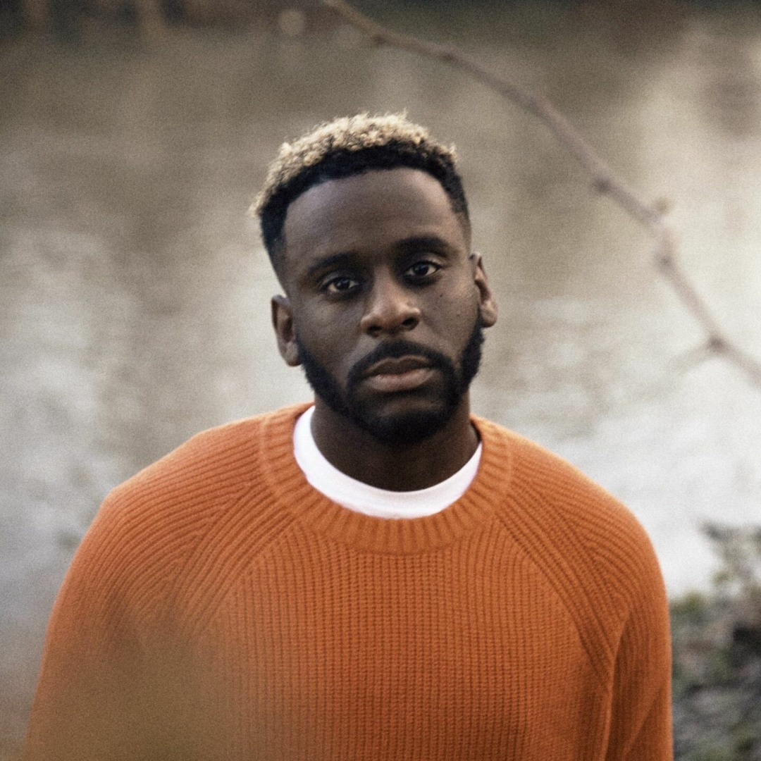 Listen to Myles Smith - Stargazing (Robin Knaak & bassqreq Remix