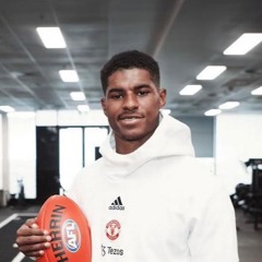 FWF 2022 - A Photo Op With A Sherrin