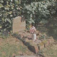 Grave- onelatenight x xarnangel