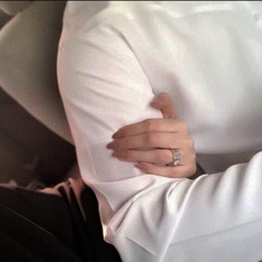اموت فـي صوته المبحـوح🫂.