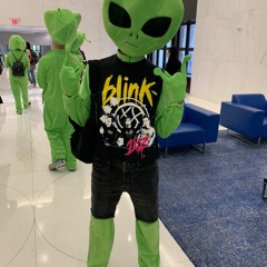 Blink 182 - Aliens Exist 8D