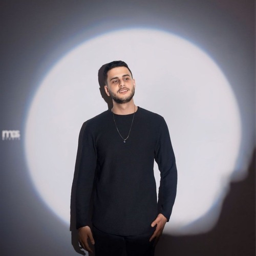 Ahmed Hatem - Awl Ma Shoftk (Official Lyrics Video) _ أحمد حاتم - اول ما شوفتك(MP3_160K).mp3