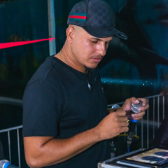 HOJE TEM BAILE DA BULGÁRIA CHAMA AS BITCH PRA SENTAR - MC CYCLOPE (( PL SANTOS E ALEXANDRE ))