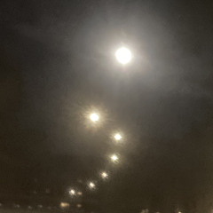 ༄