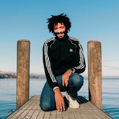 Mesh Mestahla - Walk Man Show مش مستاهلة - ووك مان شو