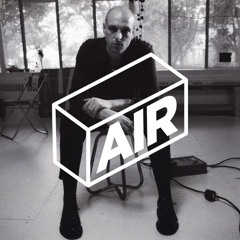 AIR 066 / Leon Vynehall