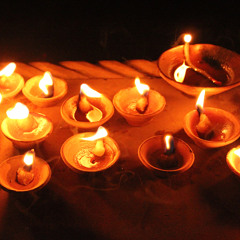 KI 25_15_The Shining Lamp Of Love