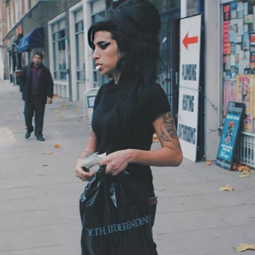 Detachment - Amy Winehouse