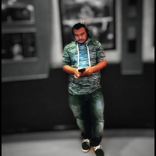 Silva Hayati - Manyasa Denai Manarimo (Official Music Video).mp3