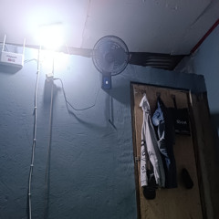 Menahan sakit hati