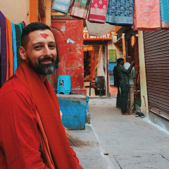 Gupta Navaratri Night Eight: Fire Ceremony