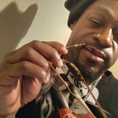 H.B3NTL33- Problem ( whoa. ooh. gawd. damn).