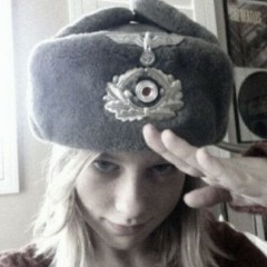 خليجي طرب كم سنة