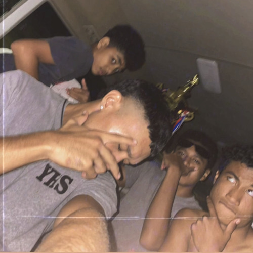 horsing around dis one