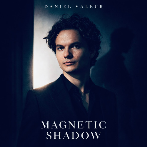 Daniel Valeur - Magnetic Shadow