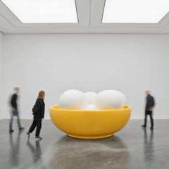 Salon: Jeff Koons | Xa Sturgis, Curator and Art Historian on ‘Bowl with Eggs’ (1994–2009)