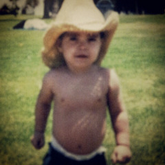 cocaine cowboy ( i feel like joHnny caSH)