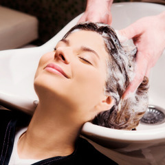 How Biotin and Collagen Shampoo Promotes Hair Growth?