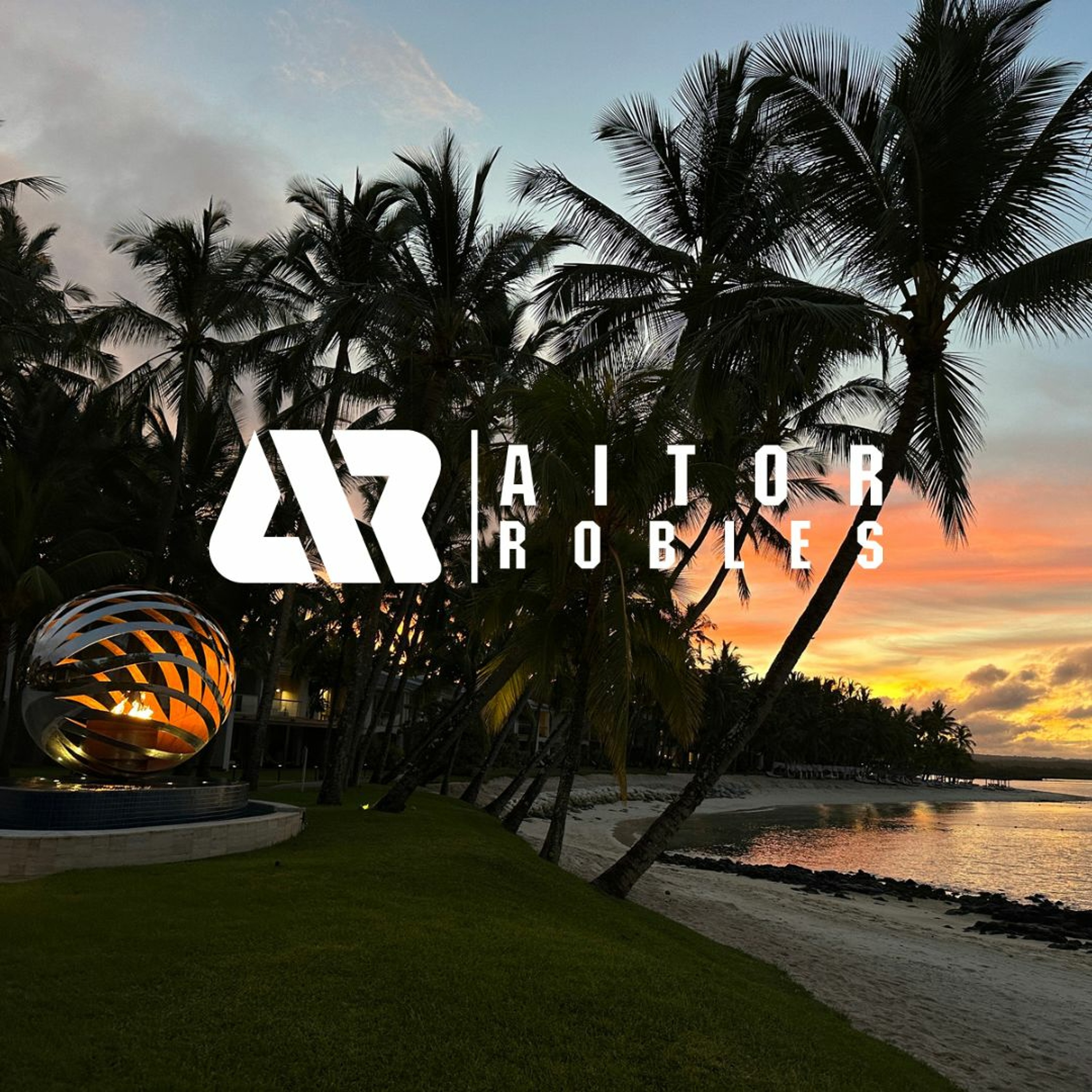 Sunsets with Aitor Robles