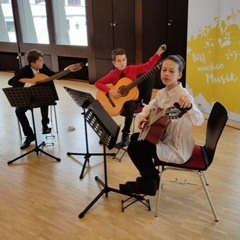 Kleines Gitarrentrio – für Kinder und Jugendliche