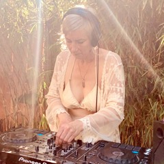 Episode Seven-  j9 (Interview)