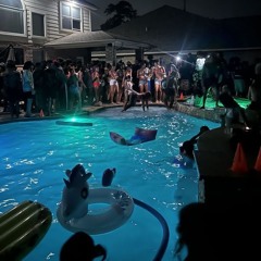 Pool party