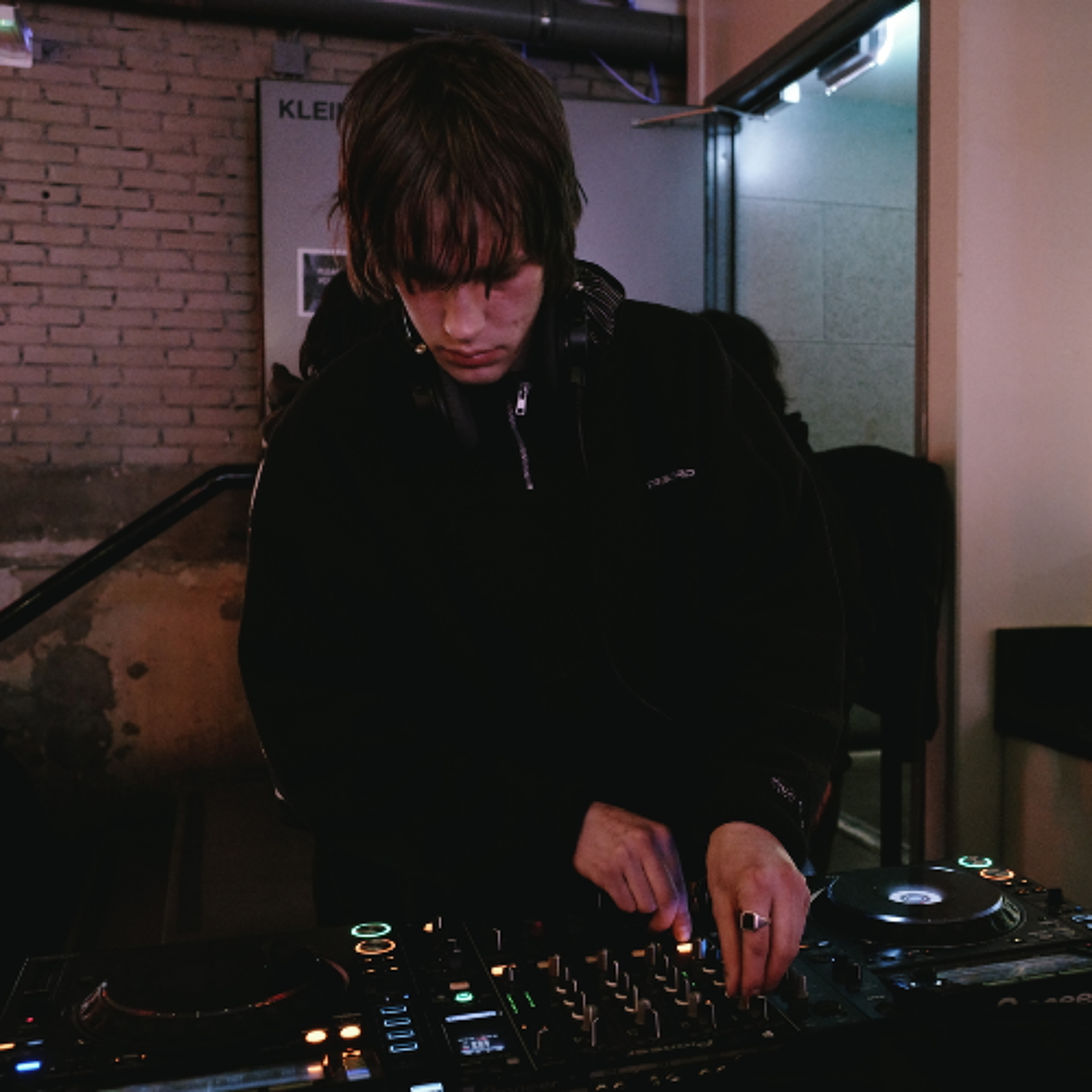 10sleep | Rewire Festival - 11th April 2026 episode artwork