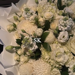 فرحتـي ما تكتمل الا معاك 🤍