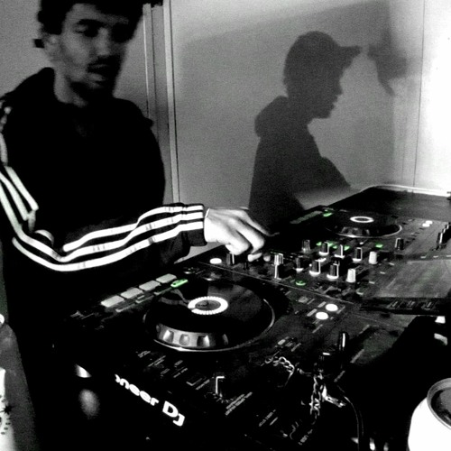 JOK3R!! - BASSLINE & UKG MIX!! 4/2/2024. 145BPM. 1 Hour 5 Minutes Long.