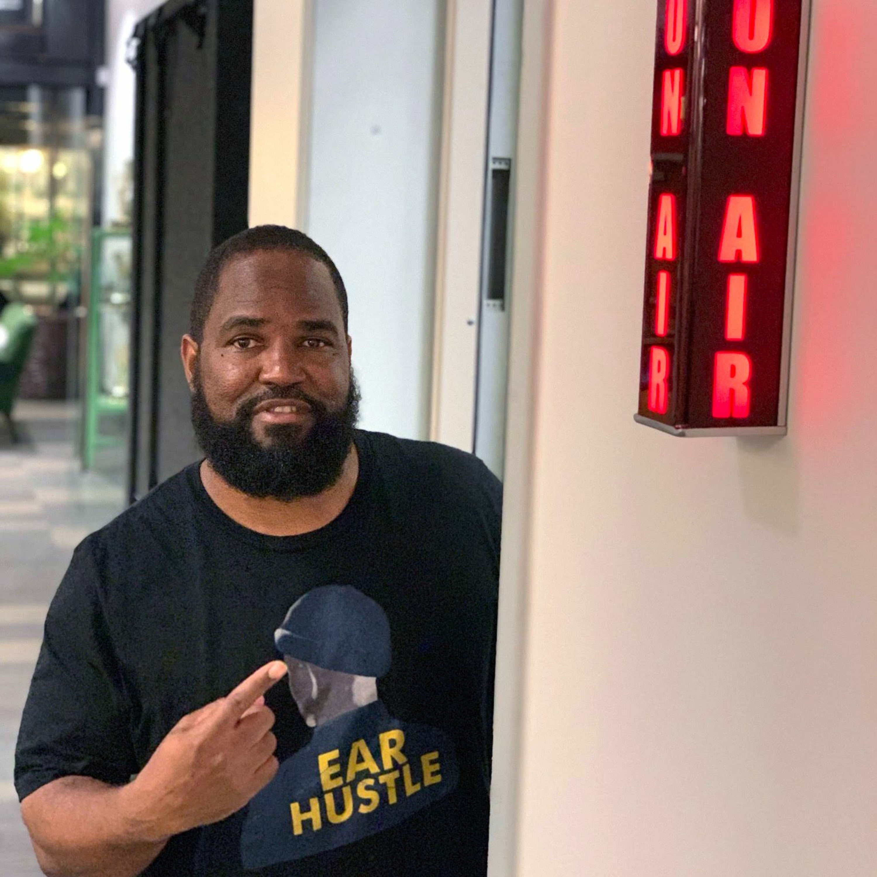 Earlonne Woods on Breaking it Down with Frank MacKay - Ear Hustle Stories Of Prison Life