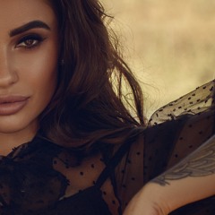 SEXY SENORITA