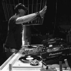 IN THE MIX WITH DJ iCEY ViP BREAKBEAT SPECiAL