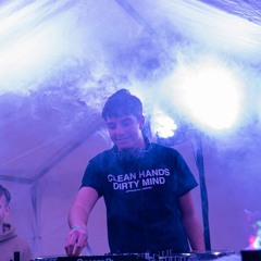 bedroom dj Deva(house mix)