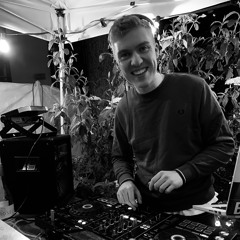 TECH HOUSE MIX by DJ Jakob