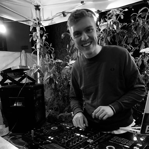 TECH HOUSE MIX by DJ Jakob