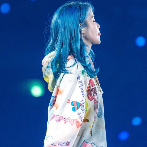 Stream IU - Blueming Live (2019 IU Tour Concert 'Love poem') by