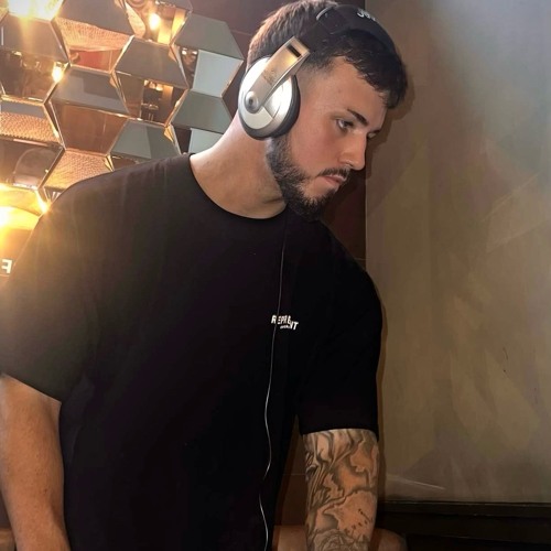 Ollie Defty @ AllBarOneNewcastle - 90s/2025 House Set