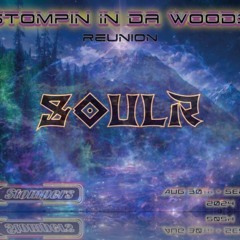 Stompin In Da Woods