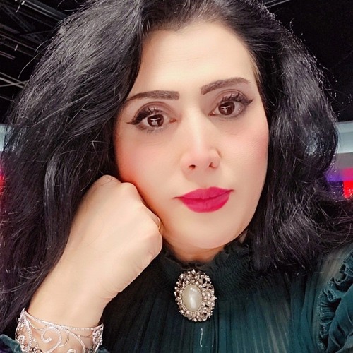 آلاء أبو الشملات المتنبي