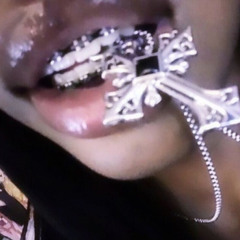 hennessyhans n atbackshot