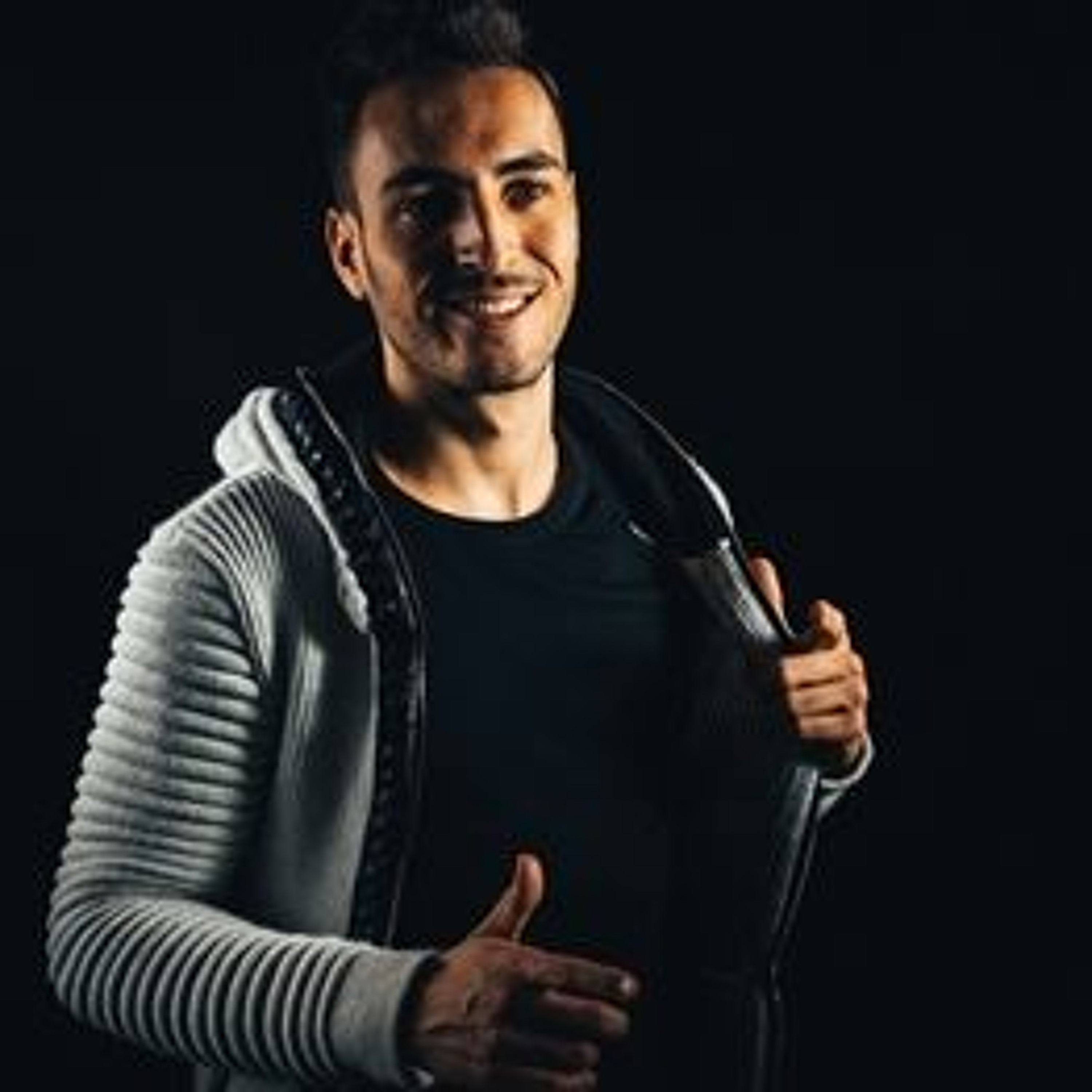 DJ Replay M - Tech & Minimal House / Techno Live Mix + TRACKLIST episode artwork