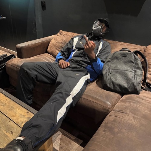 KONIEUR🙅🏾‍♂️ X FALLON💕 (Rmixbrd).m4a