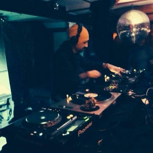 SteppinCast 002 - Enrico Mantini