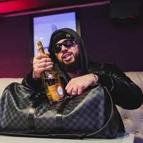 MALIK MONTANA X MACIAS ĆWIERĆ KILO